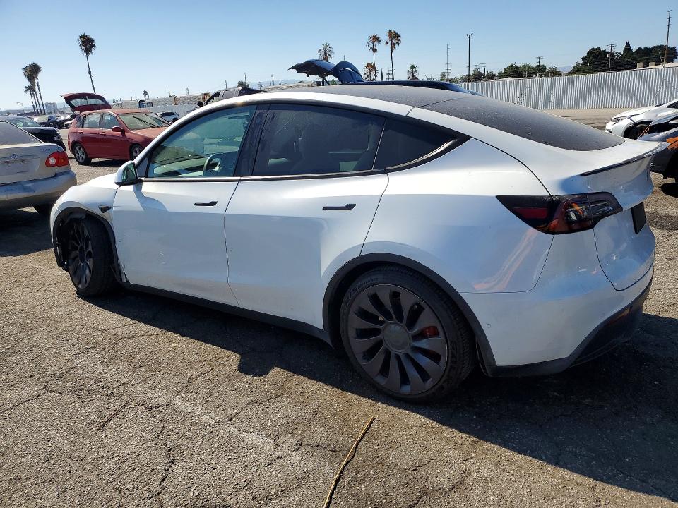 Продажа на аукционе авто 2021 Tesla Model Y, vin: 5YJYGDEF4MF240078, номер лота: 57253406