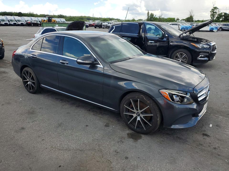 57263246 :رقم المزاد ، 55SWF4JB5FU053477 vin ، 2015 Mercedes-benz C مزاد بيع