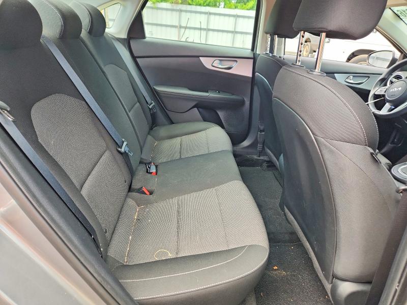 57397816 :رقم المزاد ، 3KPF24AD0NE455006 vin ، 2022 Kia Forte مزاد بيع