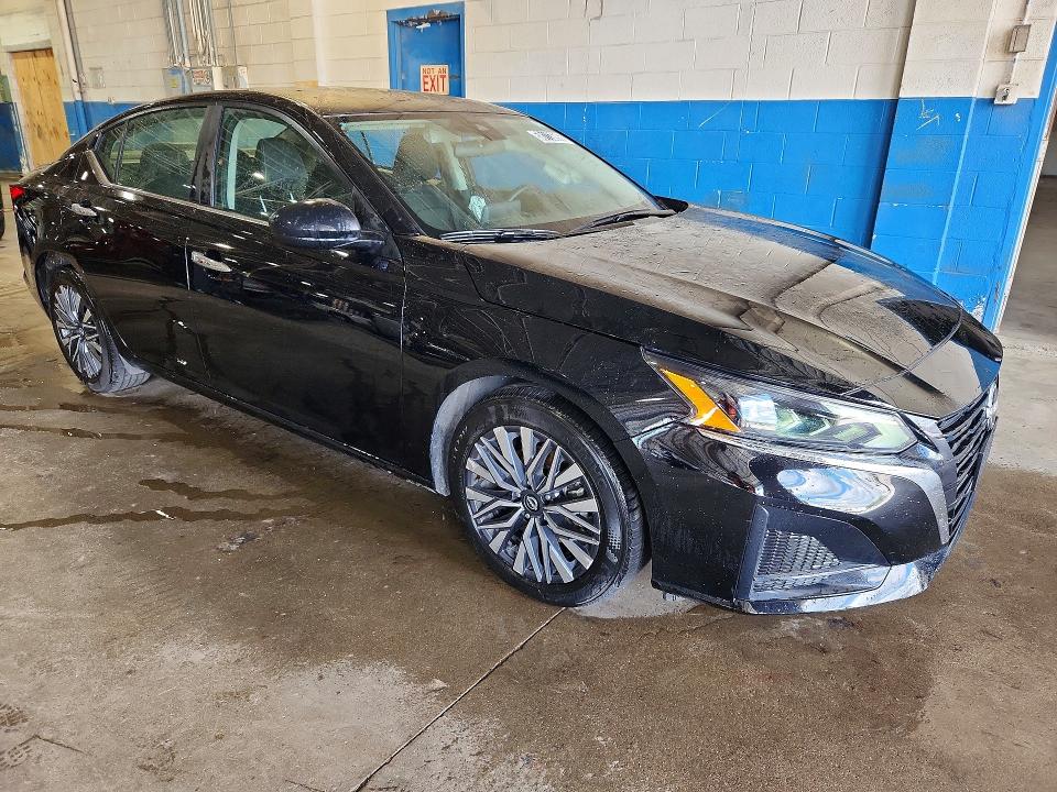 58113696 :رقم المزاد ، 1N4BL4DV0SN398657 vin ، 2025 Nissan Altima مزاد بيع