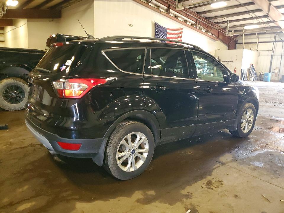2018 Ford Escape მანქანა იყიდება აუქციონზე, vin: 1FMCU9HD0JUC33735, აუქციონის ნომერი: 57887746