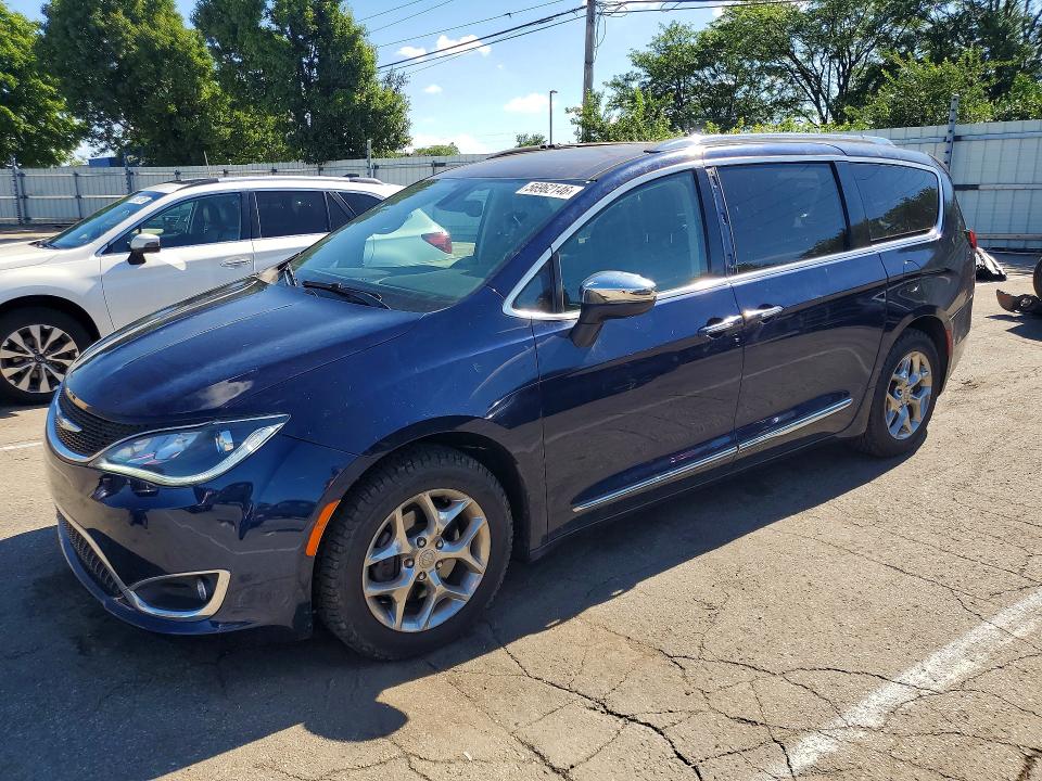 Продажа на аукционе авто 2018 Chrysler Pacifica, vin: 2C4RC1GG9JR314597, номер лота: 56962146