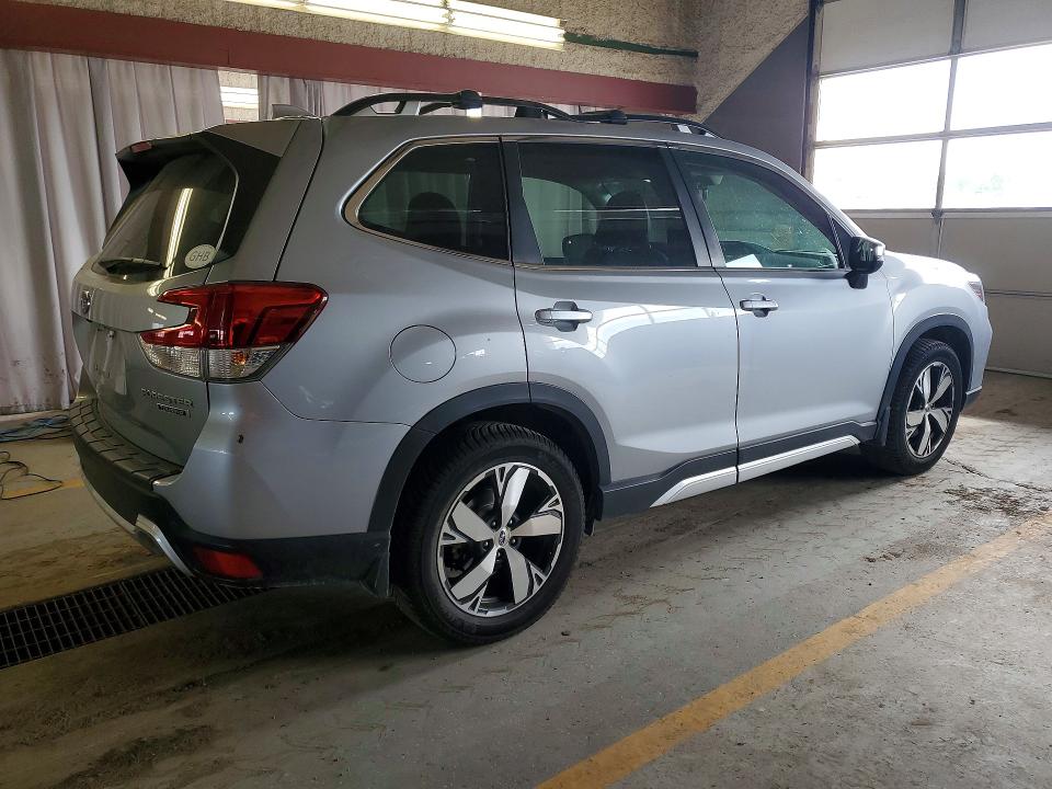 Продажа на аукционе авто 2020 Subaru Forester, vin: JF2SKAXC4LH451657, номер лота: 55494976