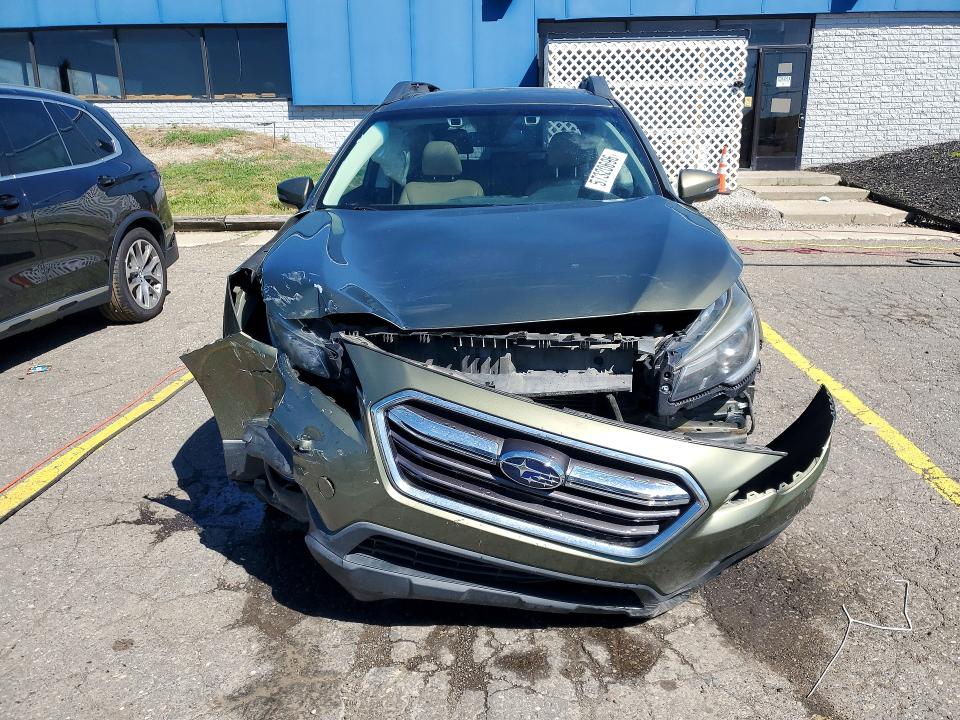 Продаж на аукціоні авто 2018 Subaru Outback, vin: 4S4BSANC4J3349833, номер лоту: 57320696
