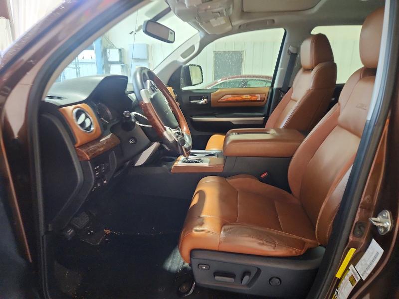 57408556 :رقم المزاد ، 5TFGW5F18HX227594 vin ، 2017 Toyota Tundra مزاد بيع