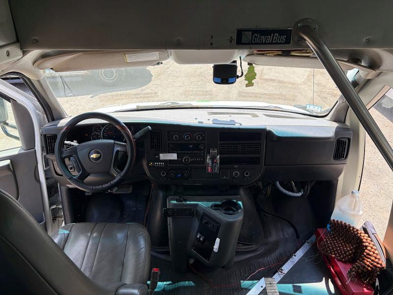 58174516 :رقم المزاد ، 1GB6G5BG3F1139205 vin ، 2015 Chevrolet Express G4500 مزاد بيع