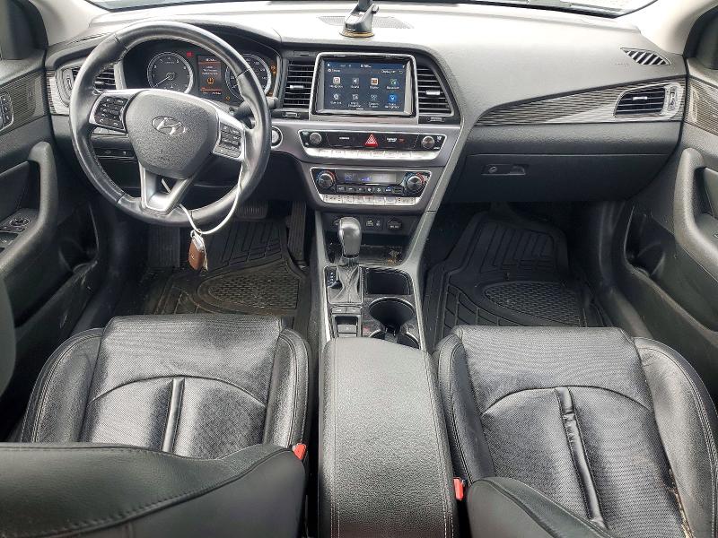 56317716 :رقم المزاد ، 5NPE34AF9JH640557 vin ، 2018 Hyundai Sonata مزاد بيع