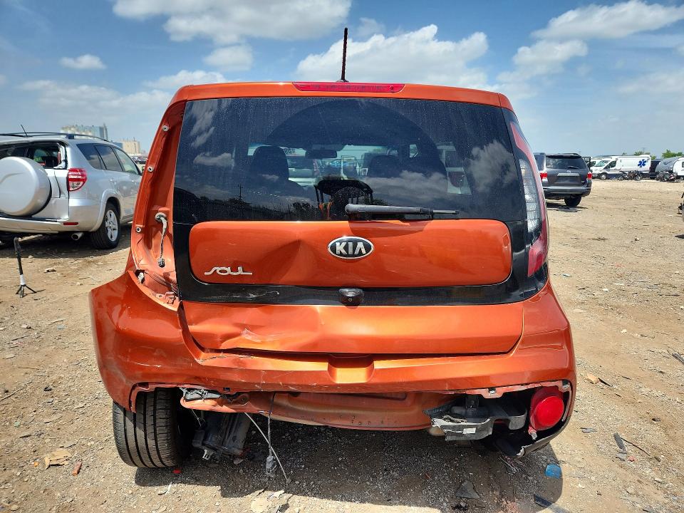 59535726 :رقم المزاد ، KNDJP3A52J7565662 vin ، 2018 Kia Soul مزاد بيع
