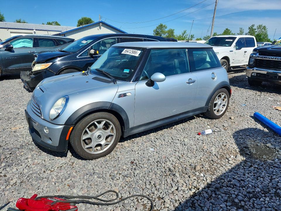 2006 Mini Cooper მანქანა იყიდება აუქციონზე, vin: WMWRE33526TL24895, აუქციონის ნომერი: 56412986