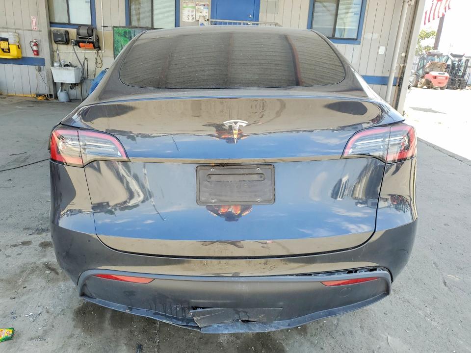 56103536 :رقم المزاد ، 7SAYGDED2RF193609 vin ، 2024 Tesla Model Y مزاد بيع