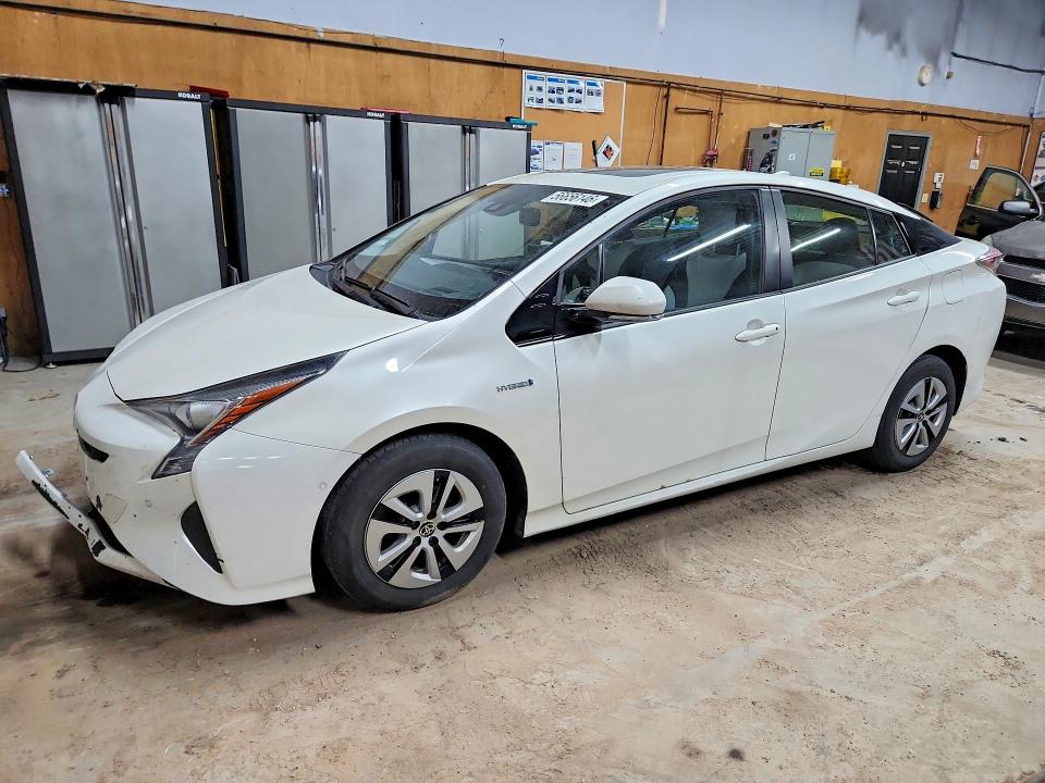 Продажа на аукционе авто 2018 Toyota Prius, vin: JTDKARFU4J3058262, номер лота: 56656146