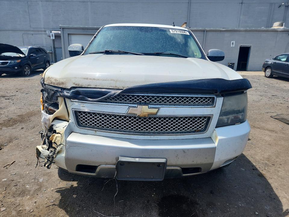 Продажа на аукционе авто 2007 Chevrolet Tahoe, vin: 1GNFK13047R410352, номер лота: 57910006
