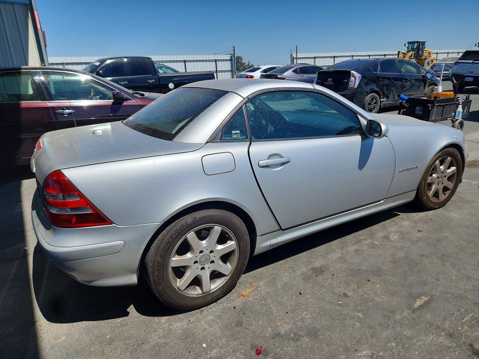 Aukcja sprzedaży 2002 Mercedes-benz Slk, vin: WDBKK49F62F252545, numer aukcji: 58834316