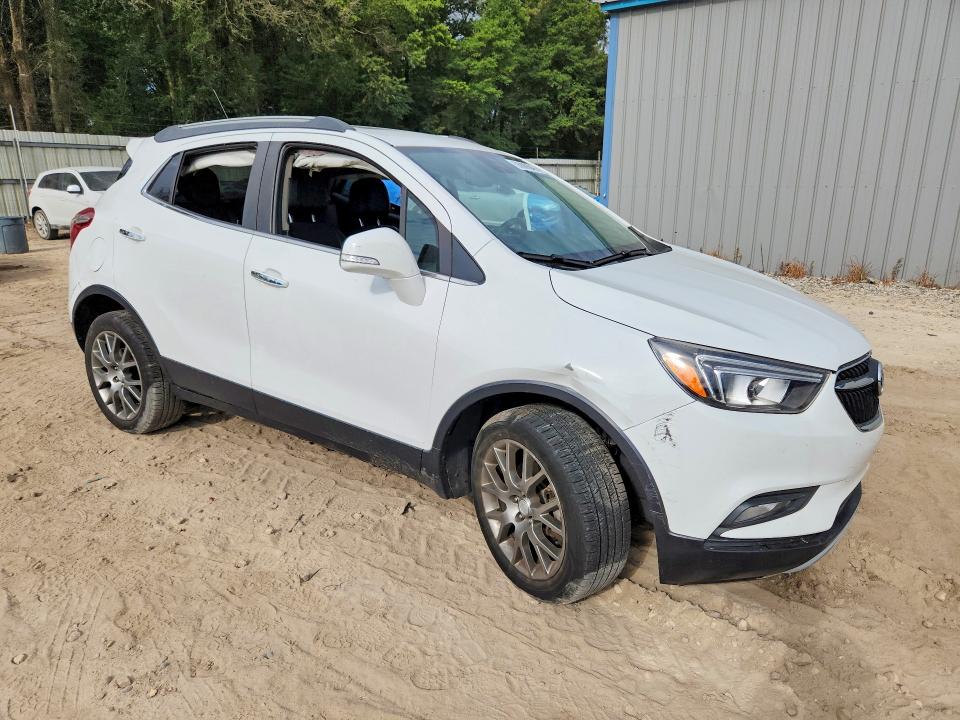 56889846 :رقم المزاد ، KL4CJ2SB5JB616328 vin ، 2018 Buick Encore مزاد بيع