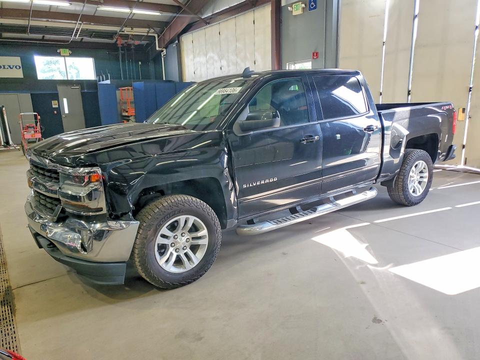Auction sale of the 2018 Chevrolet Silverado, vin: 3GCUKREC6JG582461, lot number: 56984106