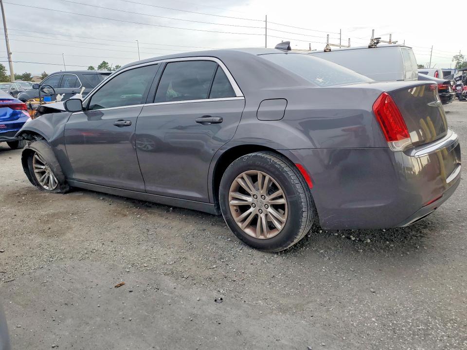 Продаж на аукціоні авто 2018 Chrysler 300, vin: 2C3CCAAG4JH130211, номер лоту: 55649296