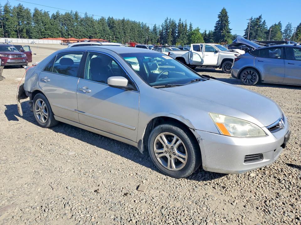 57052056 :رقم المزاد ، 1HGCM563X7A156018 vin ، 2007 Honda Accord مزاد بيع