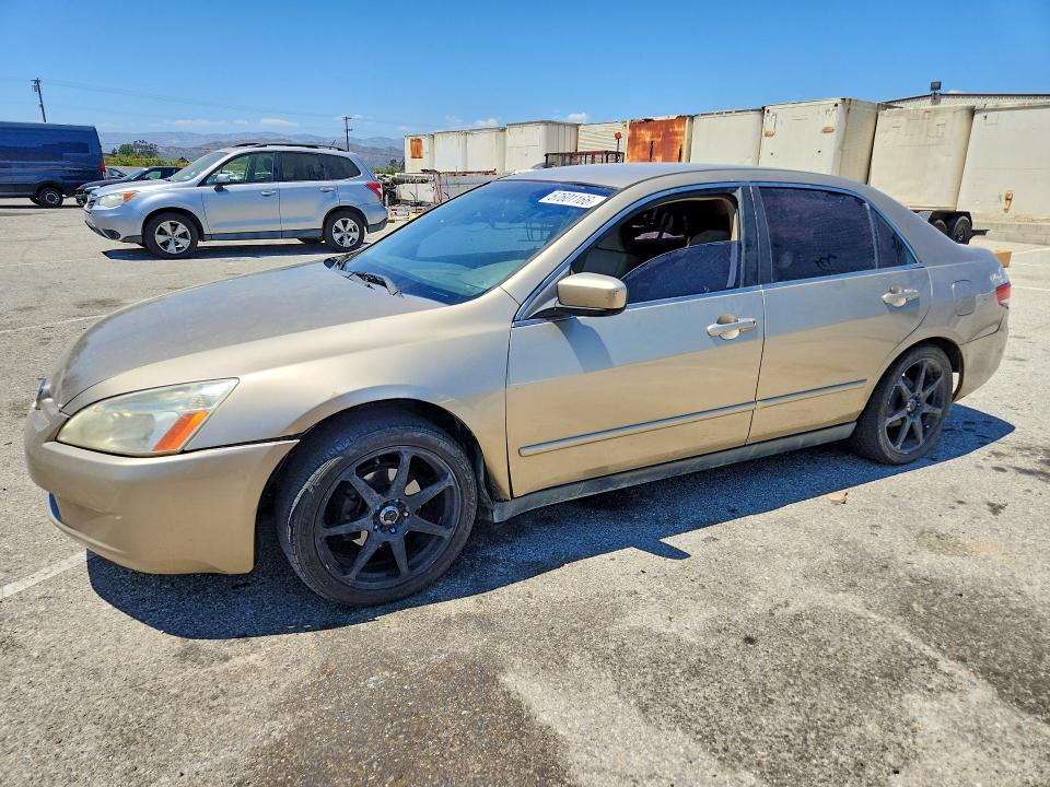Продажа на аукционе авто 2004 Honda Accord, vin: JHMCM563X4C040413, номер лота: 57601166