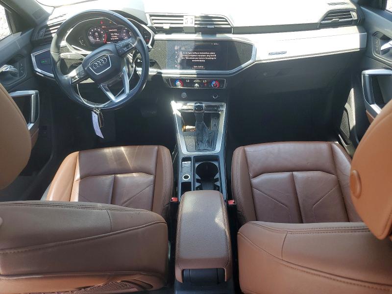 58622396 :رقم المزاد ، WA1DECF33L1028051 vin ، 2020 Audi Q3 مزاد بيع