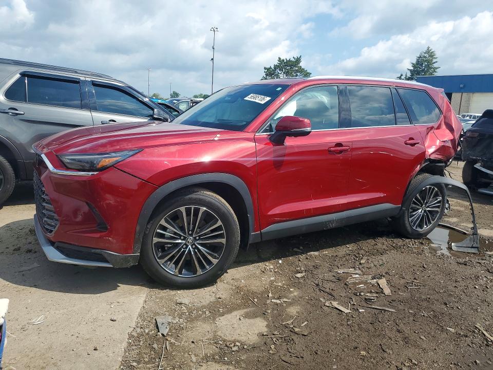 2026 Toyota Grand Highlander Hybrid მანქანა იყიდება აუქციონზე, vin: 5TDADAB59TS033166, აუქციონის ნომერი: 56985106