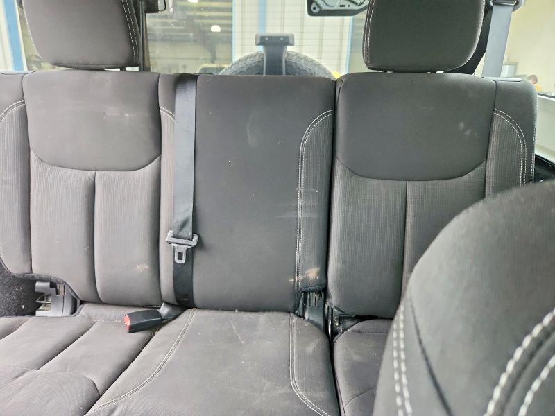 57621596 :رقم المزاد ، 1C4BJWEG1GL108070 vin ، 2016 Jeep Wrangler Unlimited مزاد بيع