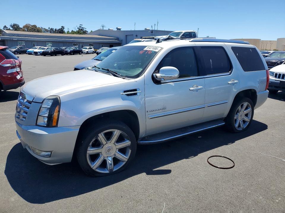 Auction sale of the 2010 Cadillac Escalade, vin: 1GYUCCEF6AR154176, lot number: 56401686