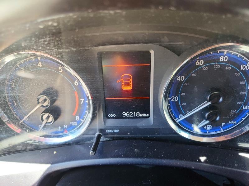 54878336 :رقم المزاد ، 5YFBURHE6HP709907 vin ، 2017 Toyota Corolla مزاد بيع