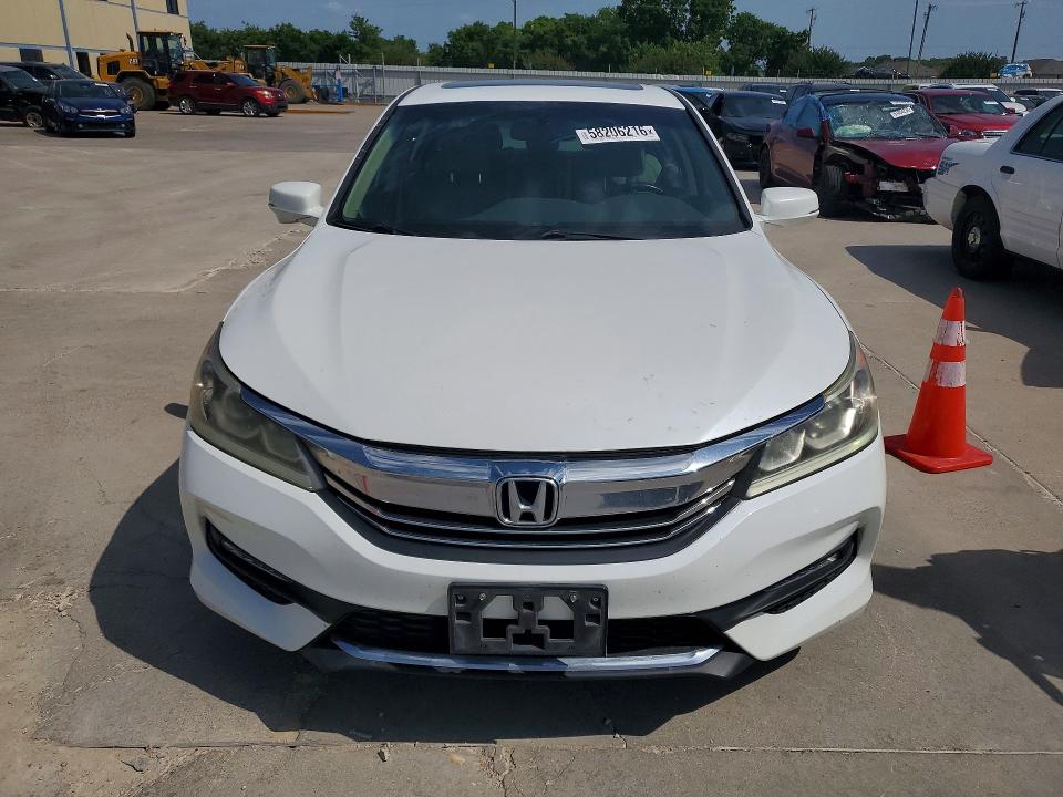 2017 Honda Accord მანქანა იყიდება აუქციონზე, vin: 1HGCR3F89HA013807, აუქციონის ნომერი: 58206216