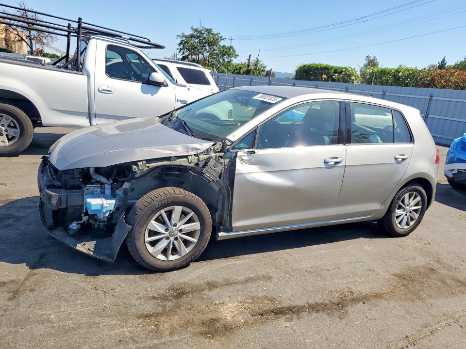 2017 Volkswagen Golf მანქანა იყიდება აუქციონზე, vin: 3VW217AU3HM025318, აუქციონის ნომერი: 58001026