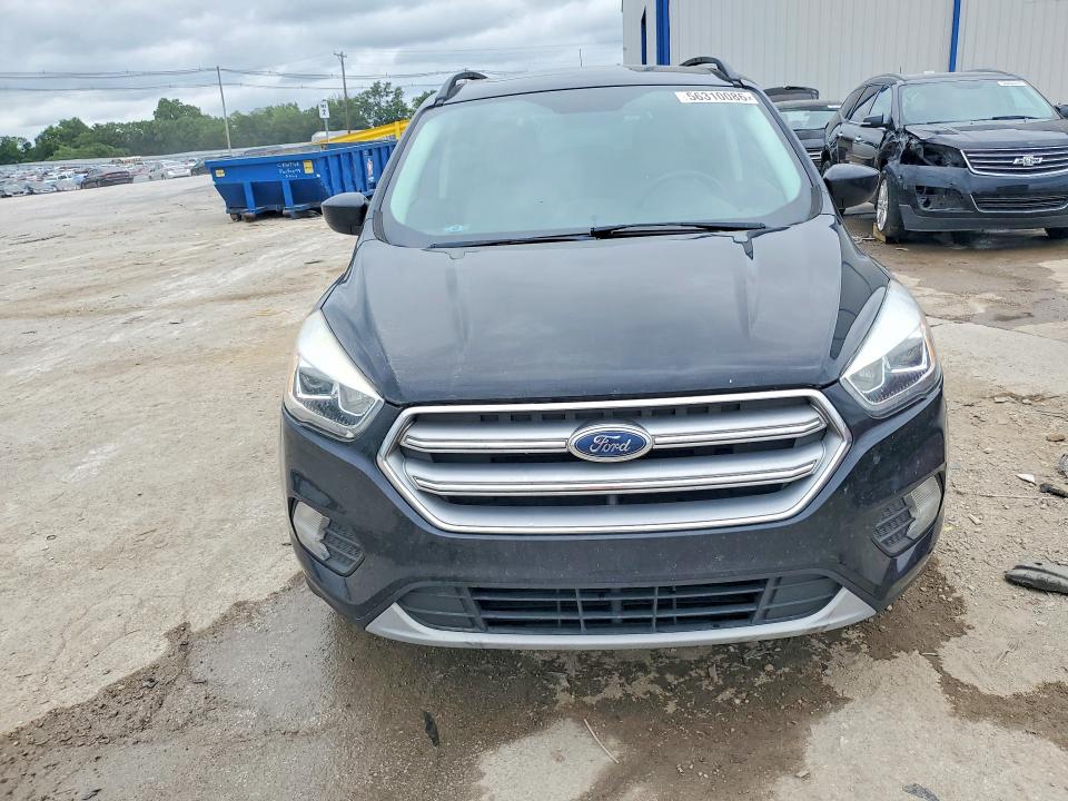 Продажа на аукционе авто 2017 Ford Escape, vin: 1FMCU9GD6HUE90247, номер лота: 56310086