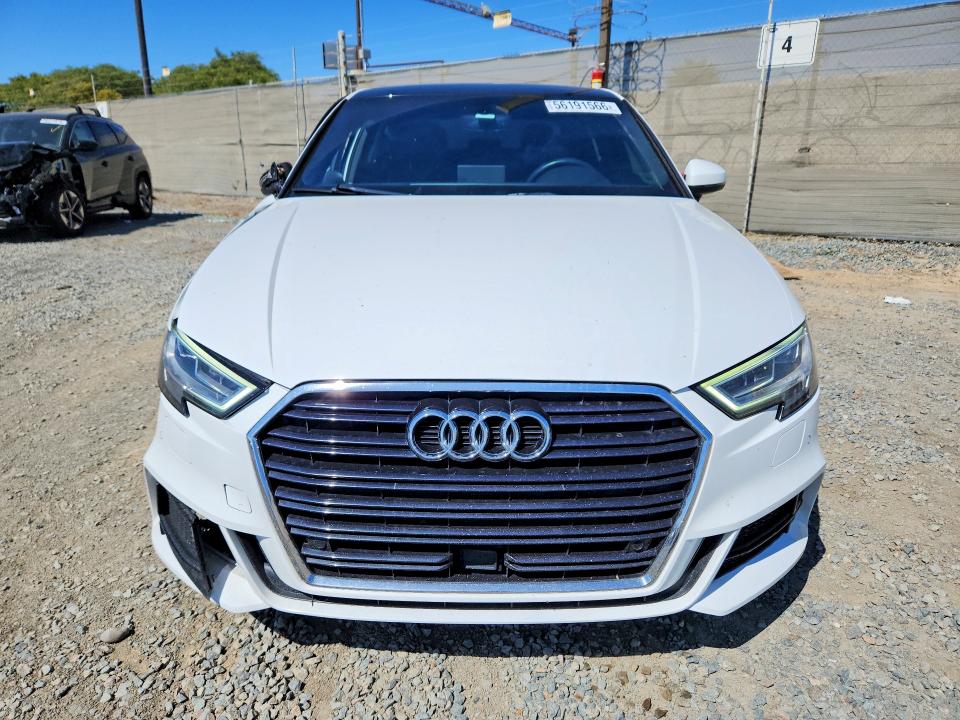 Продажа на аукционе авто 2019 Audi A3, vin: WAUGUGFF1K1012188, номер лота: 56191566