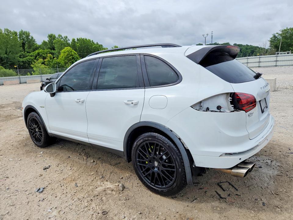 55739036 :رقم المزاد ، WP1AE2A24FLA50214 vin ، 2015 Porsche Cayenne مزاد بيع