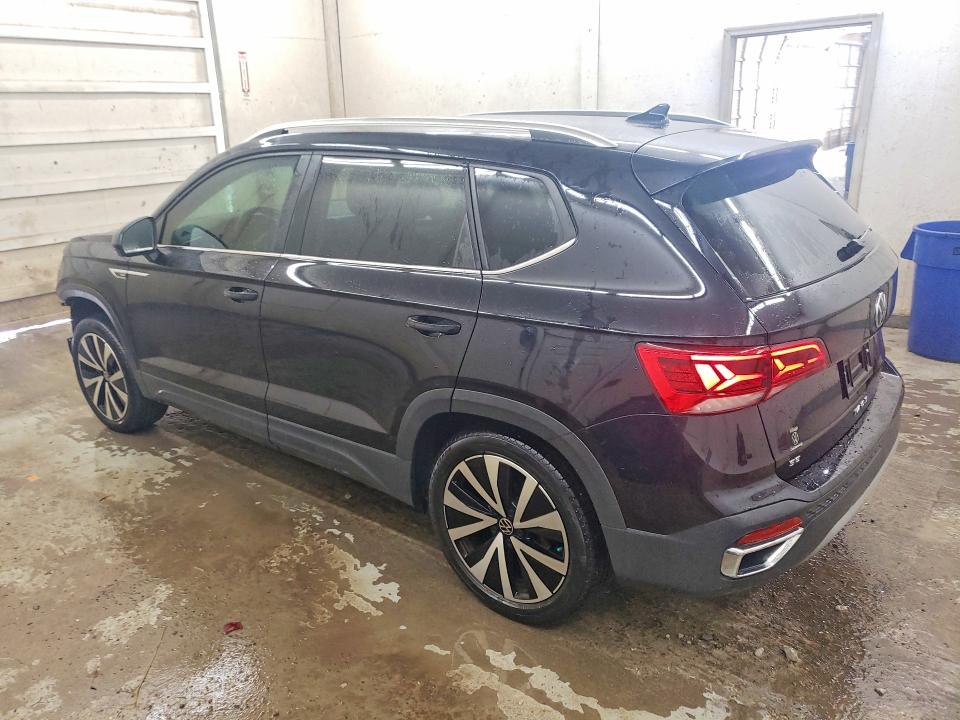 56424006 :رقم المزاد ، 3VVSX7B26PM350947 vin ، 2023 Volkswagen Taos مزاد بيع