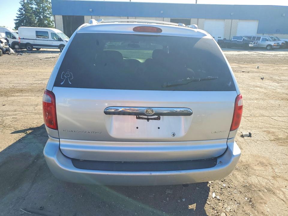 57361386 :رقم المزاد ، 2C8GP64L22R597953 vin ، 2002 Chrysler Town & Country مزاد بيع