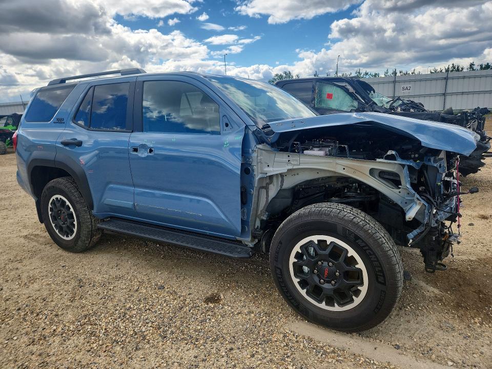 57382976 :رقم المزاد ، JTEVB5BR5S5023199 vin ، 2025 Toyota 4runner مزاد بيع