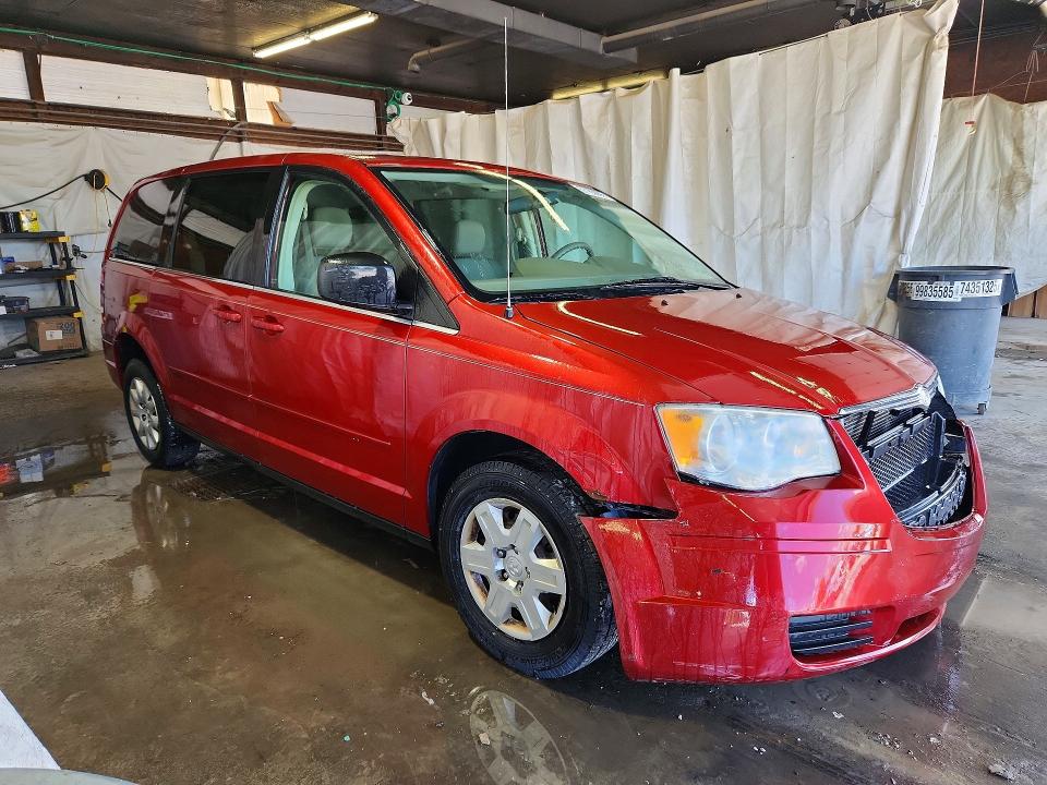 57162806 :رقم المزاد ، 2A4RR4DE2AR250111 vin ، 2010 Chrysler Town & Country مزاد بيع