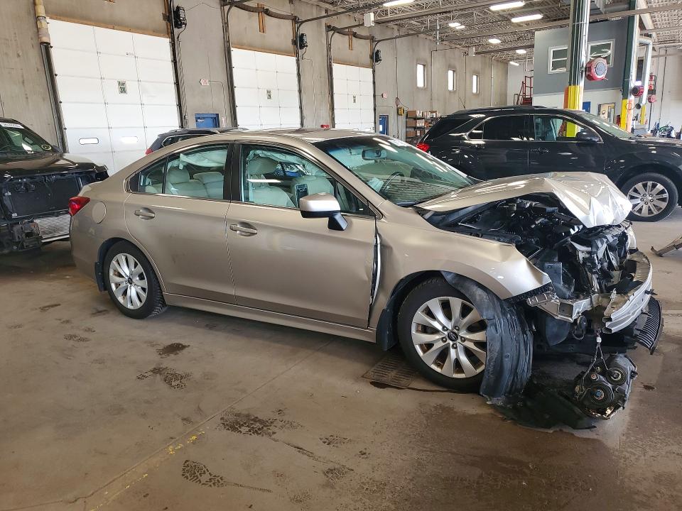 58685486 :رقم المزاد ، 4S3BNBD64F3071617 vin ، 2015 Subaru Legacy مزاد بيع