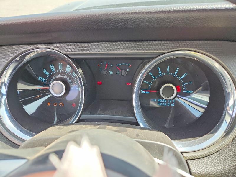 55111206 :رقم المزاد ، 1ZVBP8CF6D5232532 vin ، 2013 Ford Mustang مزاد بيع
