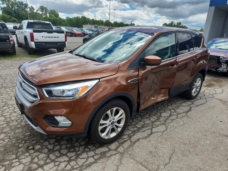 Auction sale of the 2017 Ford Escape, vin: 1FMCU9G91HUB67123, lot number: 57611656