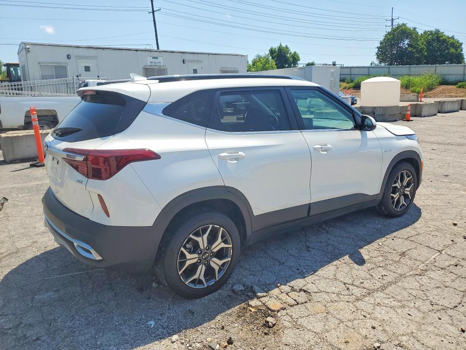 57163466 :رقم المزاد ، KNDERCAA4M7175370 vin ، 2021 Kia Seltos مزاد بيع