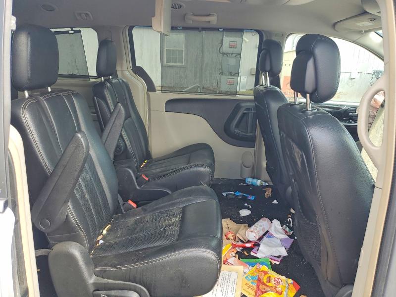 58004526 :رقم المزاد ، 2A4RR8DG9BR713680 vin ، 2011 Chrysler Town & Country مزاد بيع