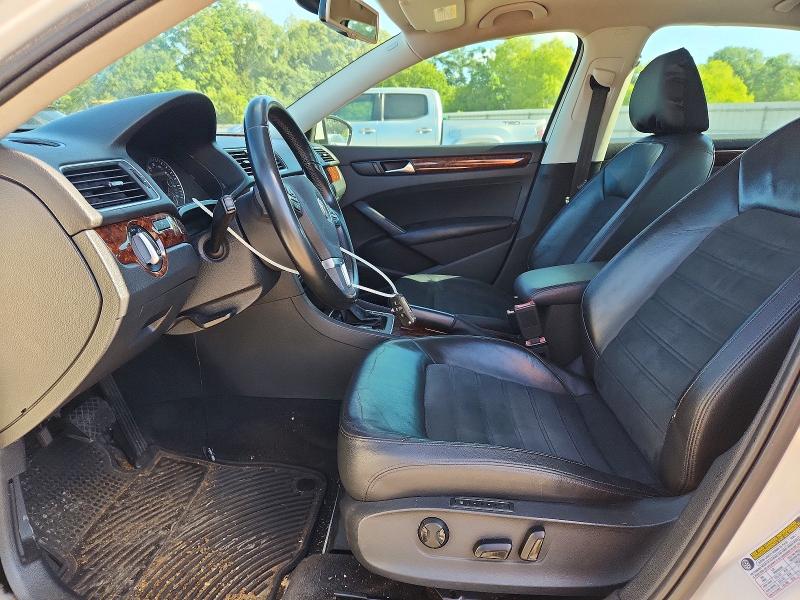 56493916 :رقم المزاد ، 1VWCM7A36CC022829 vin ، 2012 Volkswagen Passat مزاد بيع