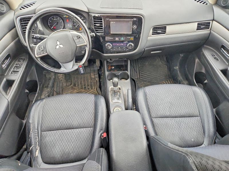 2015 Mitsubishi Outlander მანქანა იყიდება აუქციონზე, vin: JA4AZ3A32FZ005400, აუქციონის ნომერი: 58043396