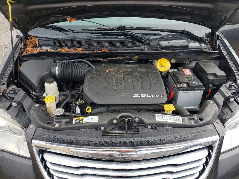57524946 :رقم المزاد ، 2C4RC1BG5FR537640 vin ، 2015 Chrysler Town & Country مزاد بيع