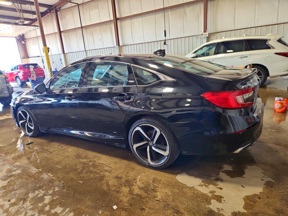 Aukcja sprzedaży 2018 Honda Accord, vin: 1HGCV2F3XJA051837, numer aukcji: 55848326