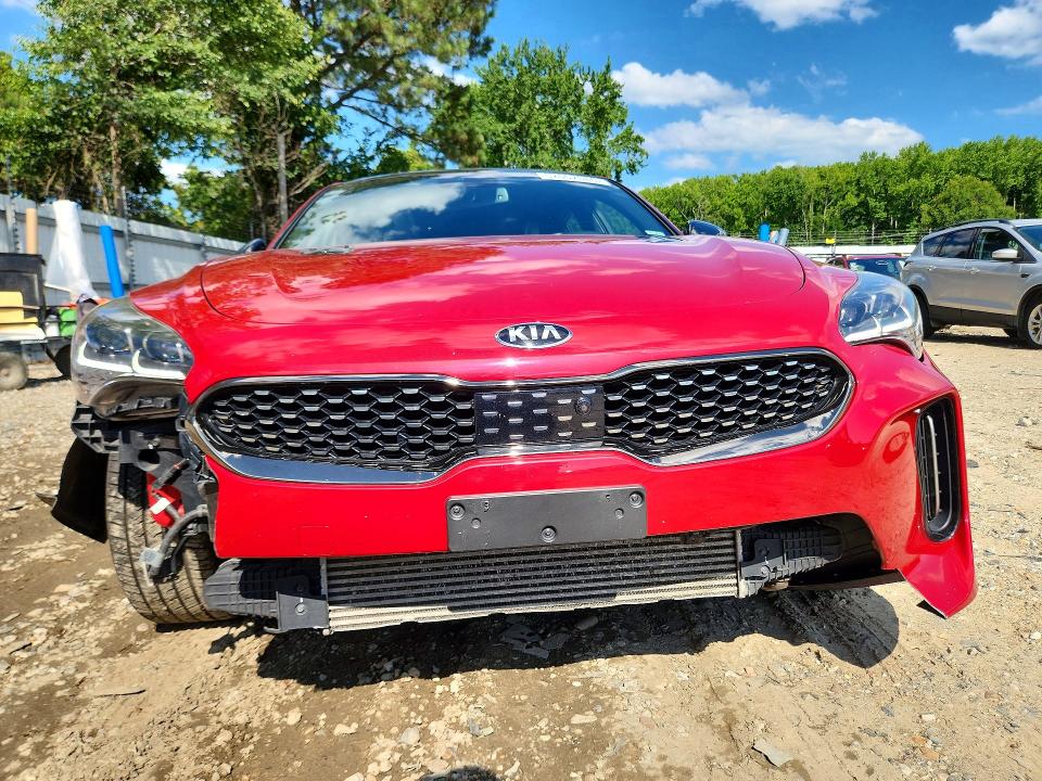2018 Kia Stinger მანქანა იყიდება აუქციონზე, vin: KNAE55LC8J6034466, აუქციონის ნომერი: 57067686