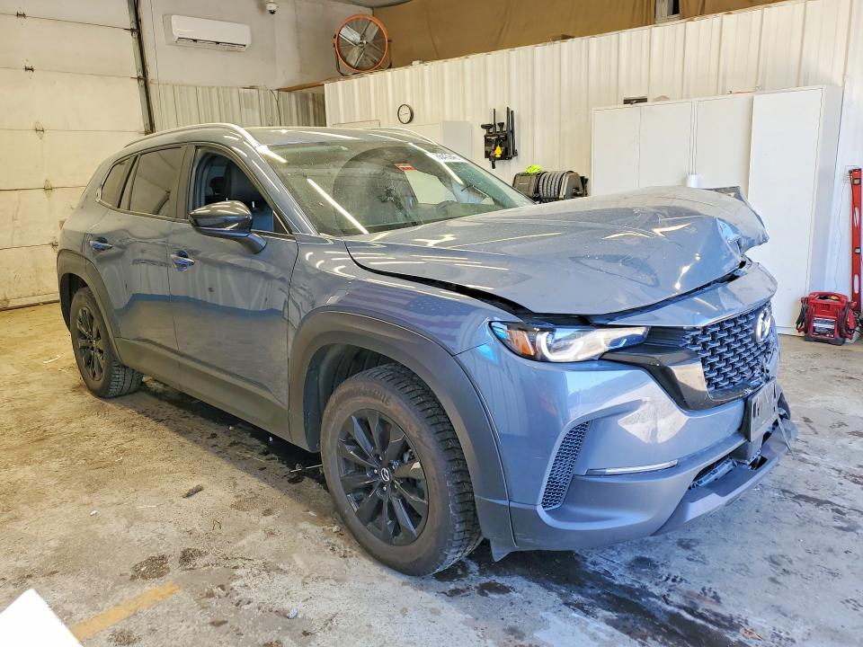 56643946 :رقم المزاد ، 7MMVABCM3PN127917 vin ، 2023 Mazda Cx-50 مزاد بيع