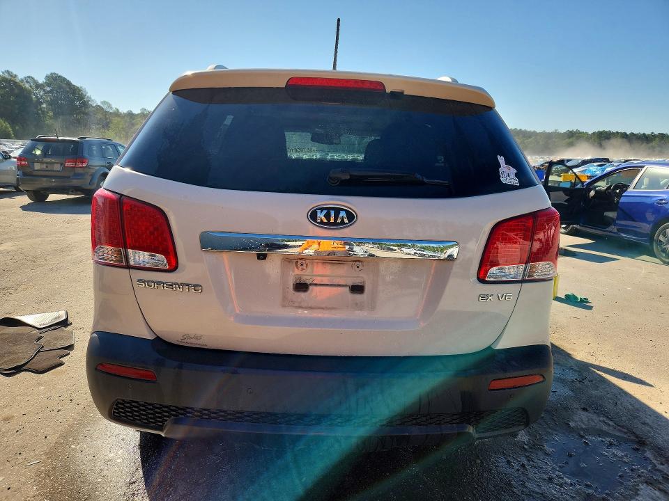 Продаж на аукціоні авто 2011 Kia Sorento, vin: 5XYKU4A23BG038243, номер лоту: 55785816