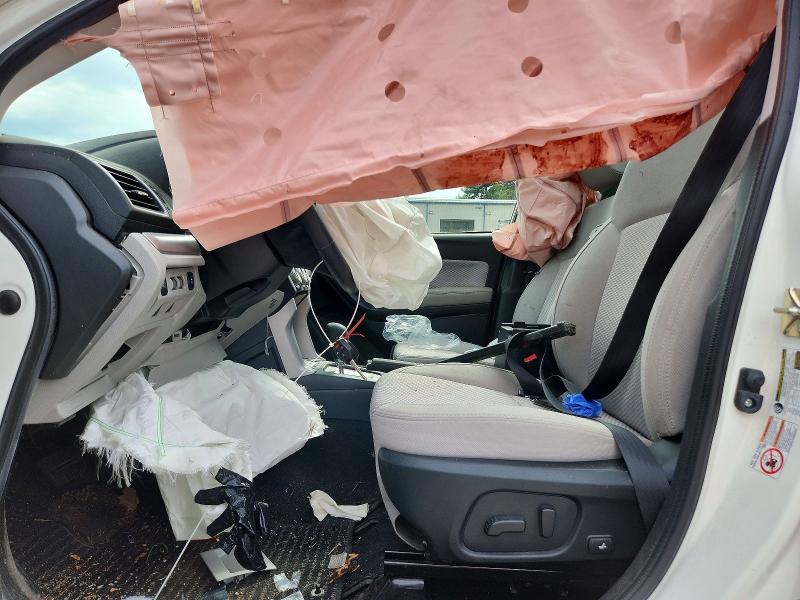 2018 Subaru Forester მანქანა იყიდება აუქციონზე, vin: JF2SJAEC6JH570782, აუქციონის ნომერი: 57009236