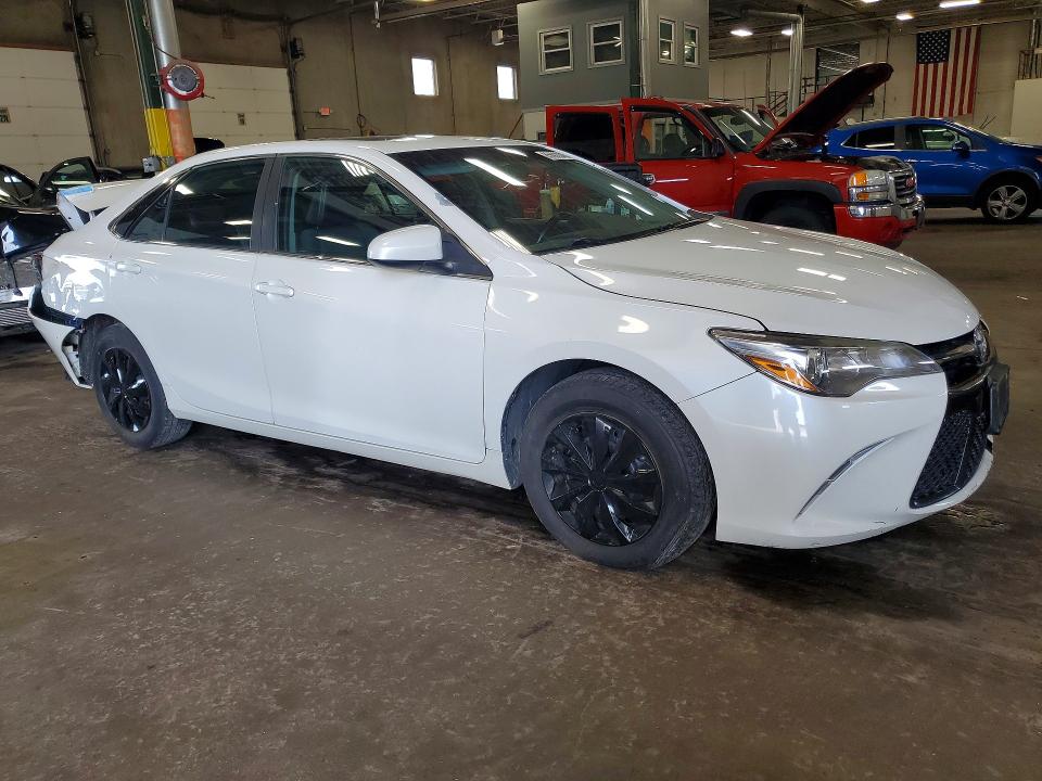 85602845 :رقم المزاد ، 4T1BF1FK5GU130425 vin ، 2016 Toyota Camry مزاد بيع